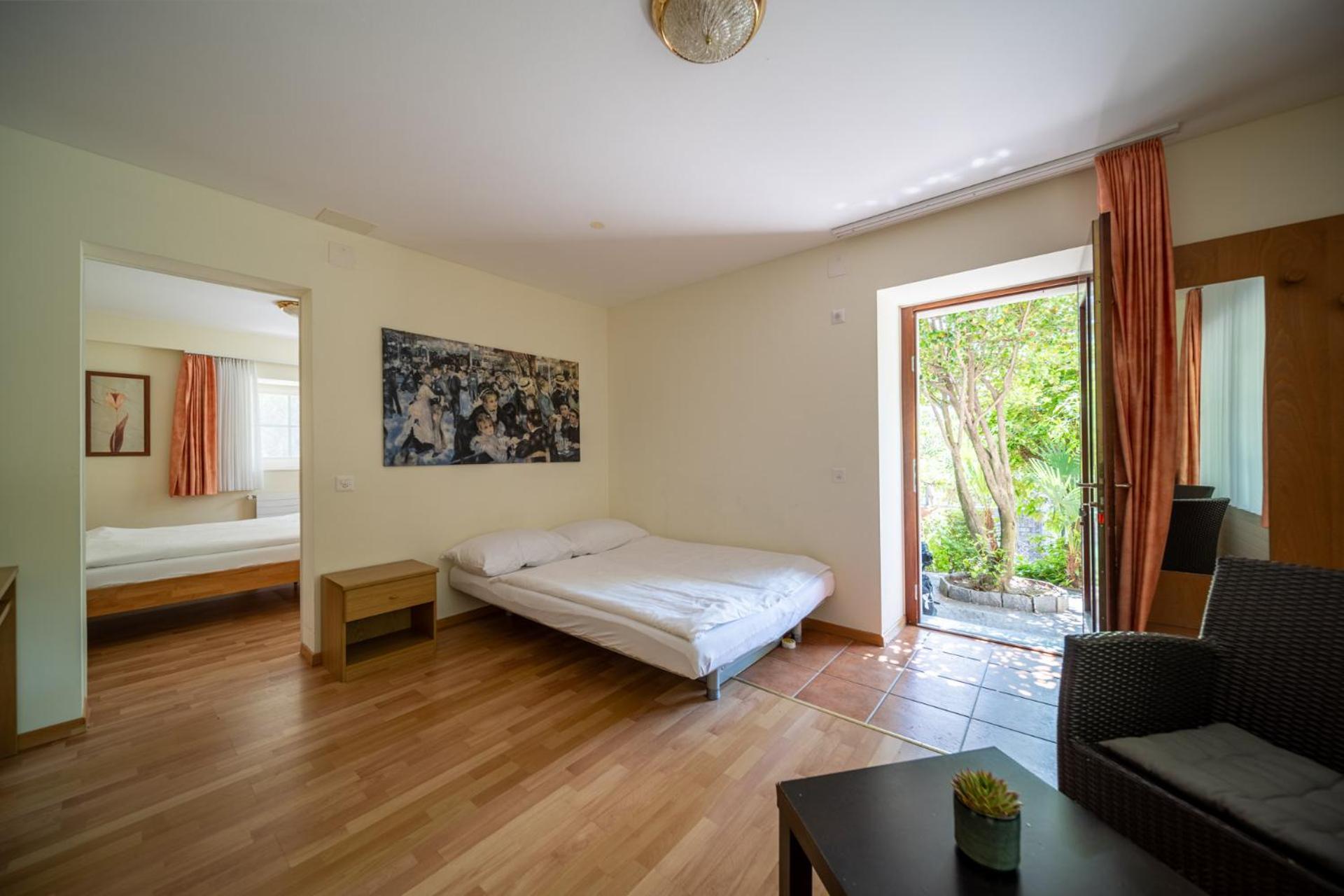 Easy Stay By Hotel La Perla أسكونا المظهر الخارجي الصورة