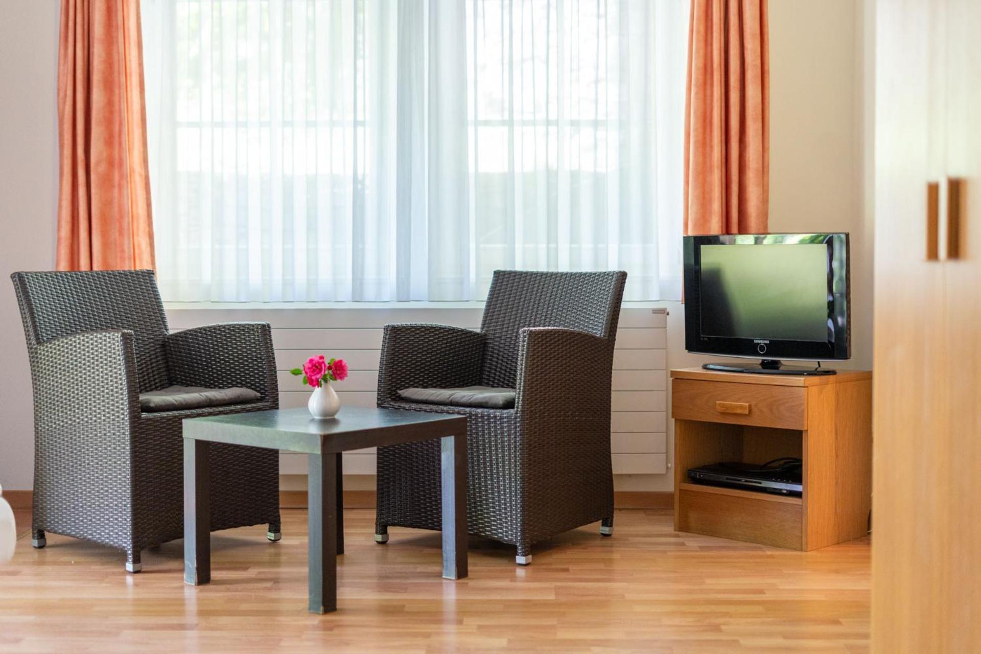 Easy Stay By Hotel La Perla أسكونا المظهر الخارجي الصورة